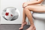 Đi đại tiện ra máu phải làm sao? Có nguy hiểm không?